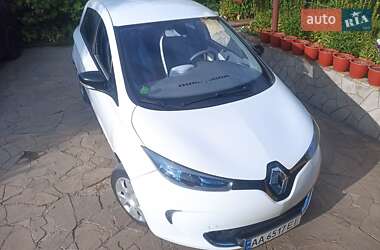 Хэтчбек Renault Zoe 2013 в 