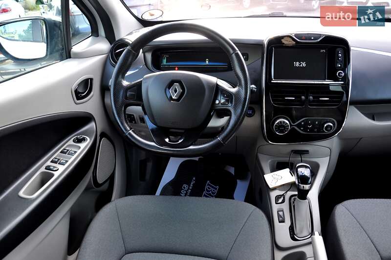 Хетчбек Renault Zoe 2015 в Львові