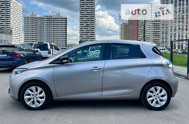 Хетчбек Renault Zoe 2016 в Києві