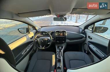 Хэтчбек Renault Zoe 2015 в 