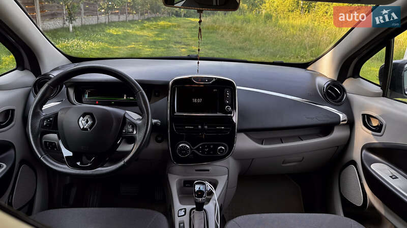 Хетчбек Renault Zoe 2016 в Львові