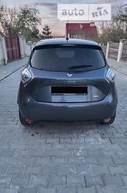 Хэтчбек Renault Zoe 2018 в 