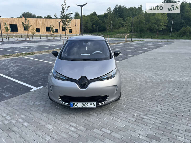 Хетчбек Renault Zoe 2015 в Львові