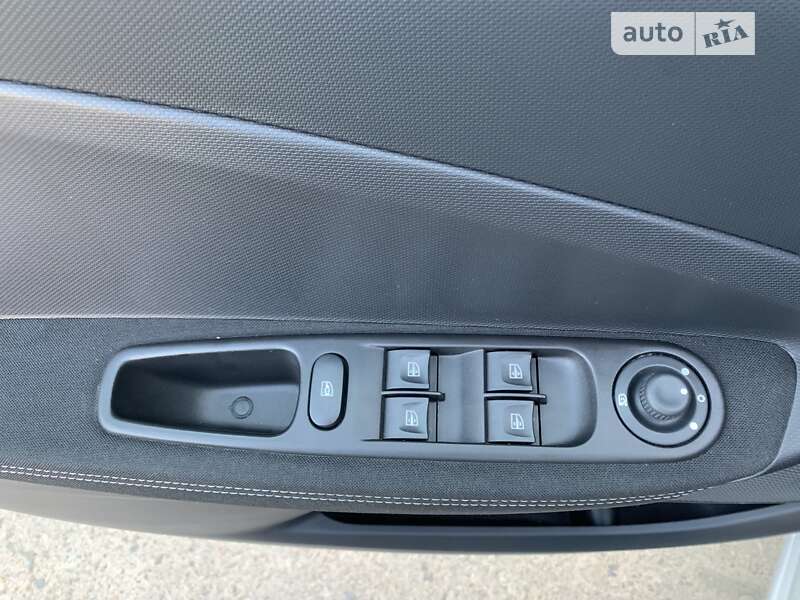 Хетчбек Renault Zoe 2018 в Львові