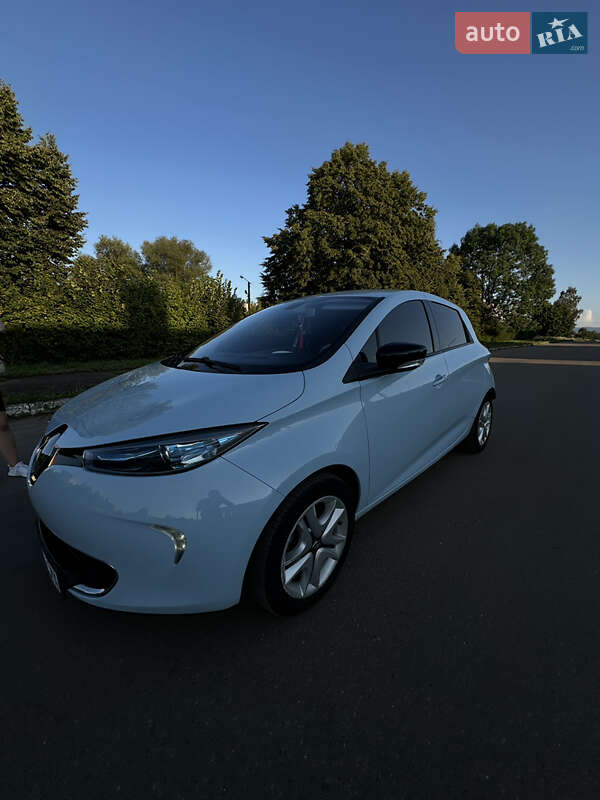 Хэтчбек Renault Zoe 2015 в Дрогобыче фото 9 Хэтчбек Renault Zoe 2015 в Дрогобыче