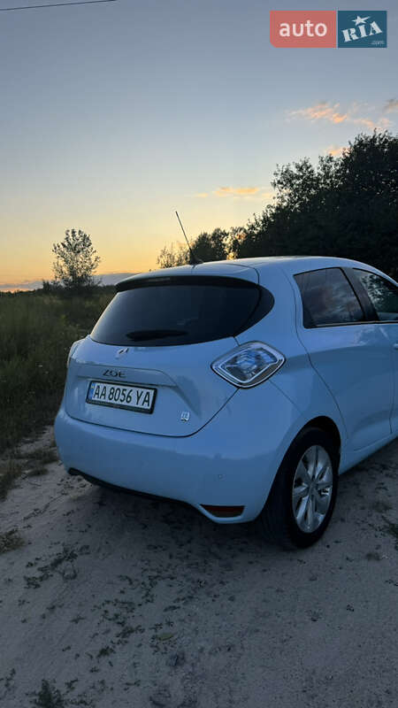 Хетчбек Renault Zoe 2015 в Києві