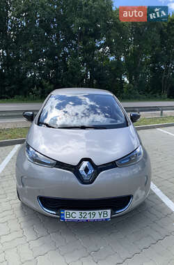Хэтчбек Renault Zoe 2014 в 