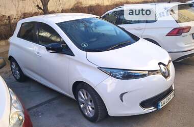 Хетчбек Renault Zoe 2016 в Києві