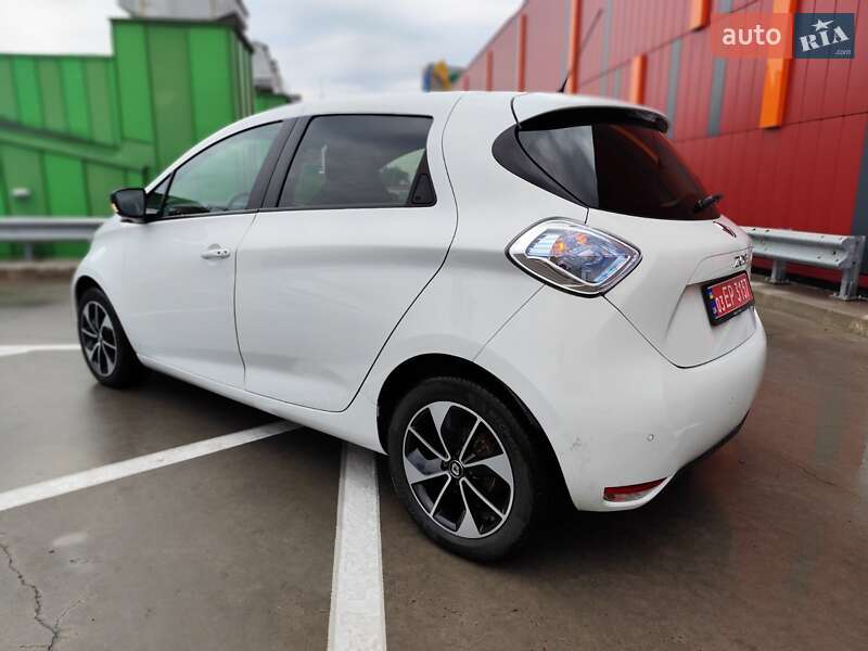 Хэтчбек Renault Zoe 2017 в Киеве