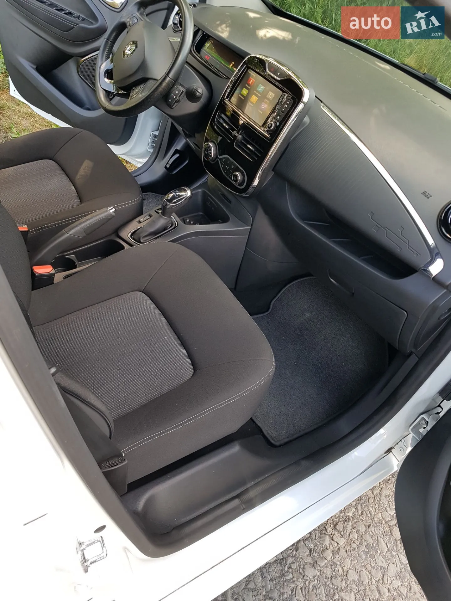 2017 Renault ZOE - мініатюра 27