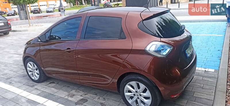 Хэтчбек Renault Zoe 2015 в Луцке