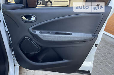 Хэтчбек Renault Zoe 2020 в 