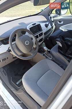Хэтчбек Renault Zoe 2014 в 