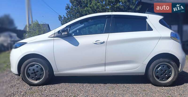 Хэтчбек Renault Zoe 2015 в Макарове