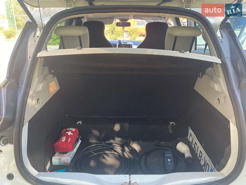 Хэтчбек Renault Zoe 2014 в Ивано-Франковске