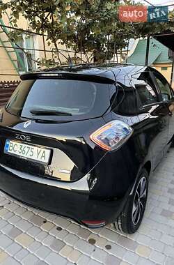 Хэтчбек Renault Zoe 2018 в 