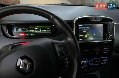 Хэтчбек Renault Zoe 2018 в 