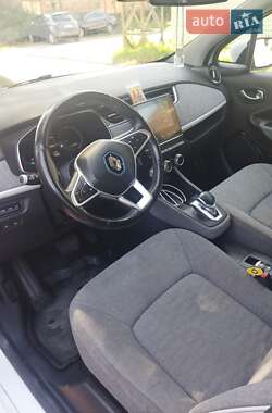 Хетчбек Renault Zoe 2019 в 