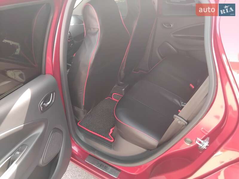 Хетчбек Renault Zoe 2018 в Дрогобичі фото 8 Хетчбек Renault Zoe 2018 в Дрогобичі