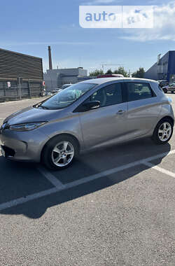 Хэтчбек Renault Zoe 2016 в Львове