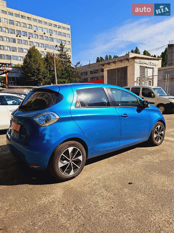 Хэтчбек Renault Zoe 2017 в Киеве