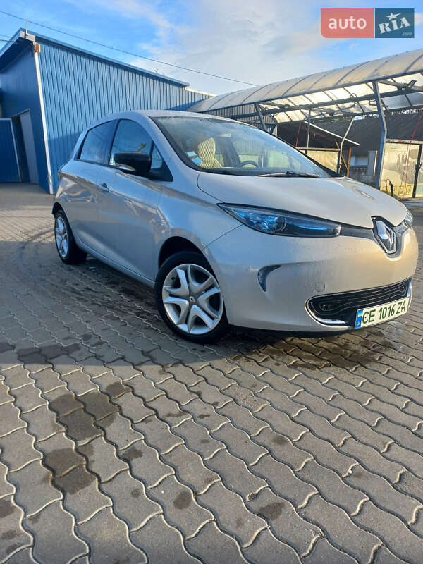 Хетчбек Renault Zoe 2016 в Чернівцях