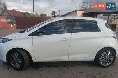 Хетчбек Renault Zoe 2015 в 