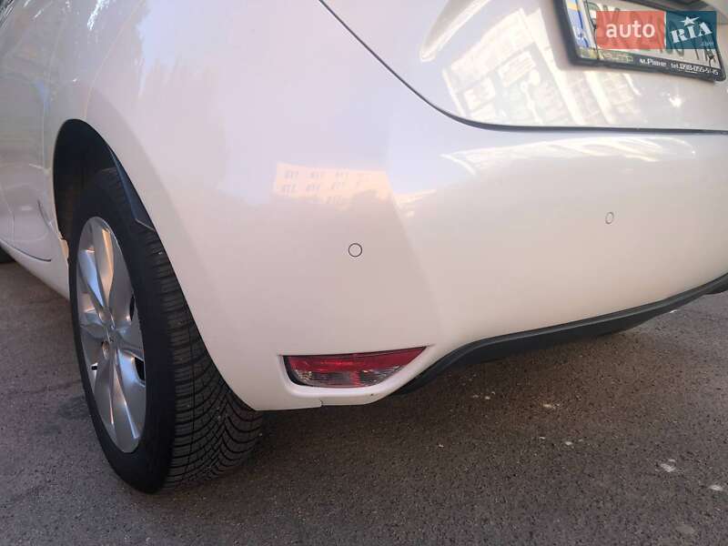 Хетчбек Renault Zoe 2013 в Рівному