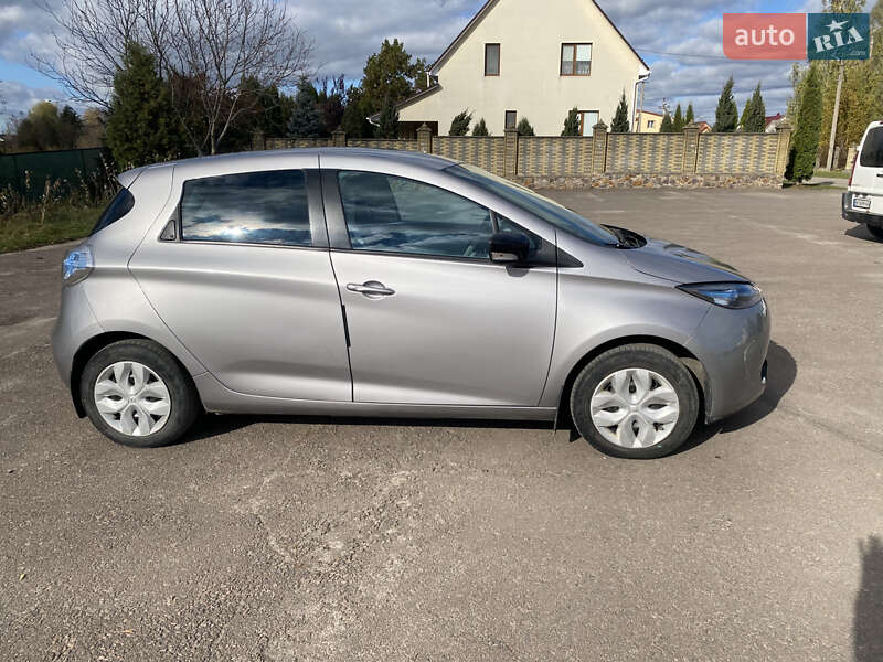Хэтчбек Renault Zoe 2015 в Костополе