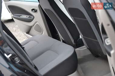 Хэтчбек Renault Zoe 2016 в 
