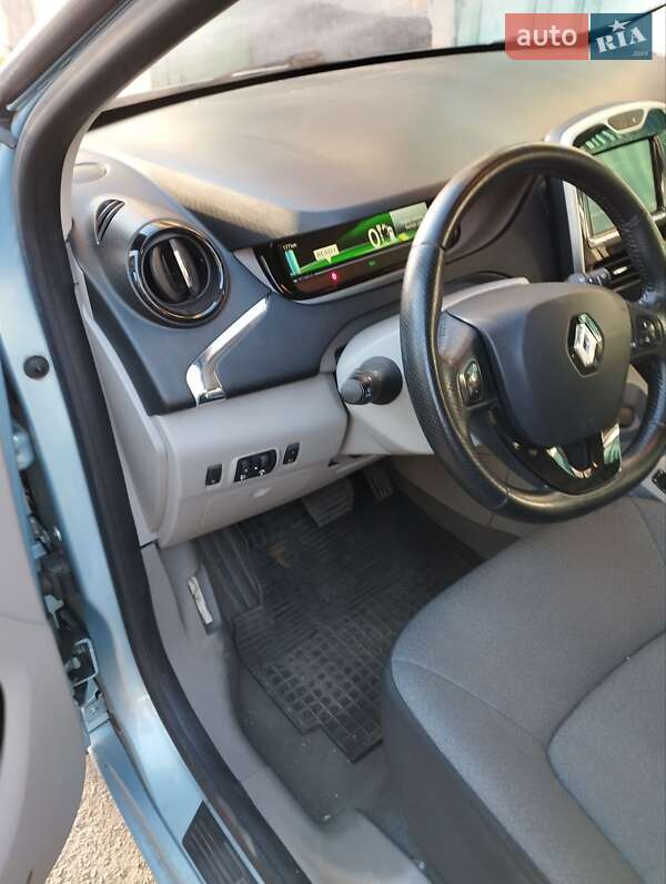 Хэтчбек Renault Zoe 2015 в Фастове фото 18 Хэтчбек Renault Zoe 2015 в Фастове