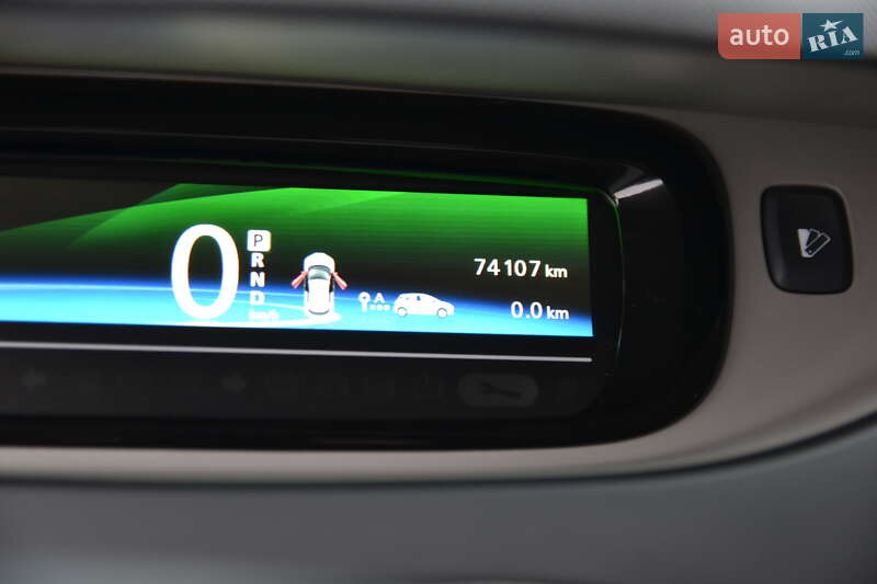 Хэтчбек Renault Zoe 2015 в Луцке