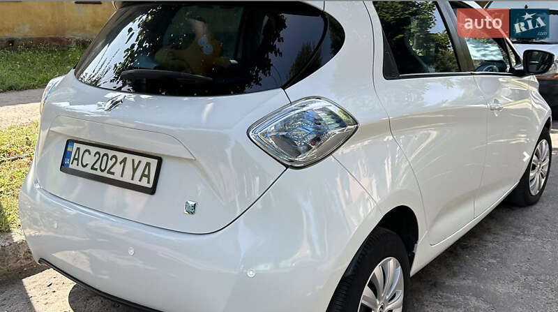 Хетчбек Renault Zoe 2015 в Нововолинську фото 3 Хетчбек Renault Zoe 2015 в Нововолинську
