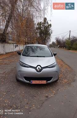 Хэтчбек Renault Zoe 2019 в 