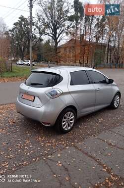 Хэтчбек Renault Zoe 2019 в 