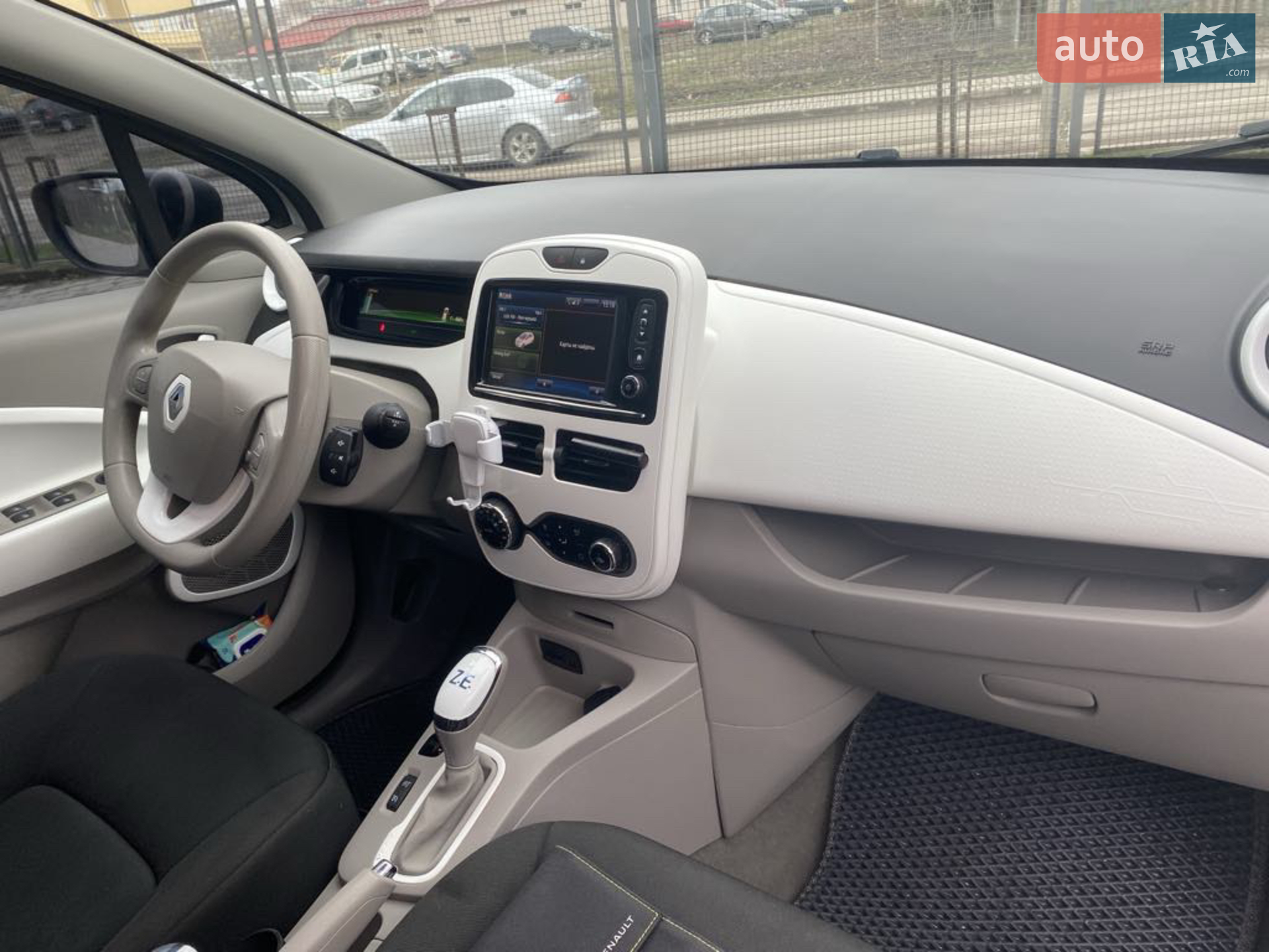 2017 Renault ZOE - мініатюра 11