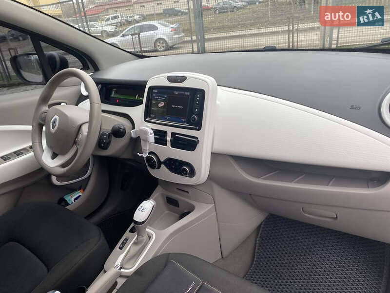 Хэтчбек Renault Zoe 2017 в Ивано-Франковске фото 11 Хэтчбек Renault Zoe 2017 в Ивано-Франковске