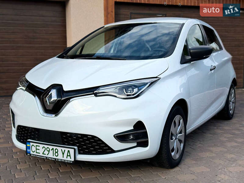 Хэтчбек Renault Zoe 2021 в 