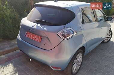 Хэтчбек Renault Zoe 2013 в 