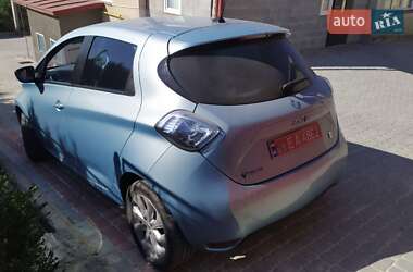 Хэтчбек Renault Zoe 2013 в 