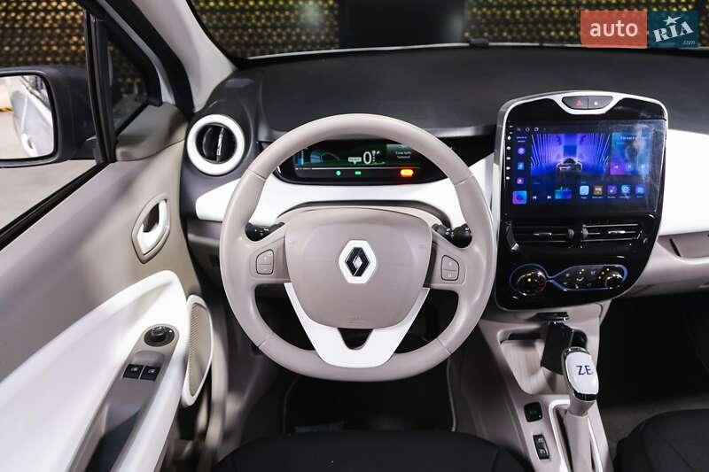 Хэтчбек Renault Zoe 2018 в Луцке