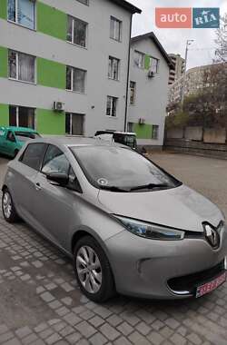 Хэтчбек Renault Zoe 2015 в Киеве