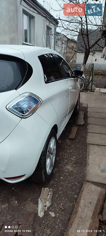 Хэтчбек Renault Zoe 2017 в Дубно