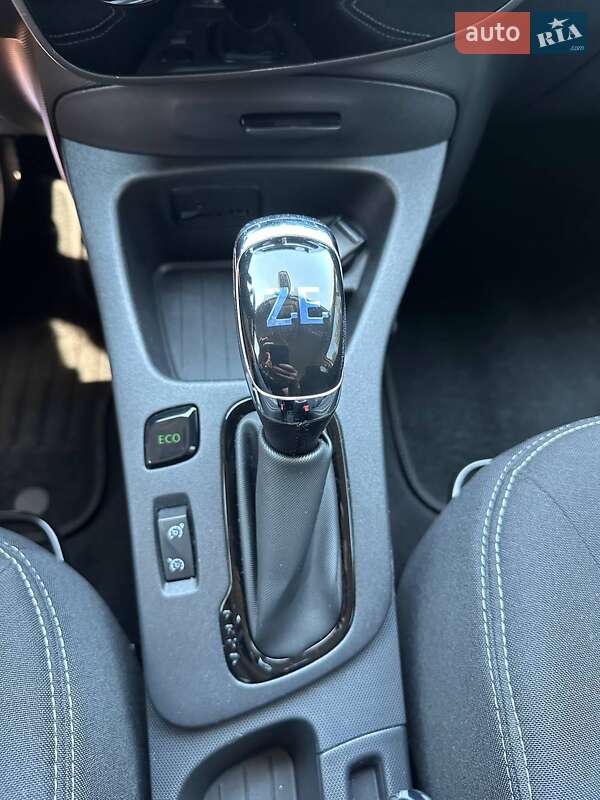 Хэтчбек Renault Zoe 2018 в Киеве