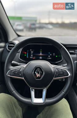 Хэтчбек Renault Zoe 2021 в 