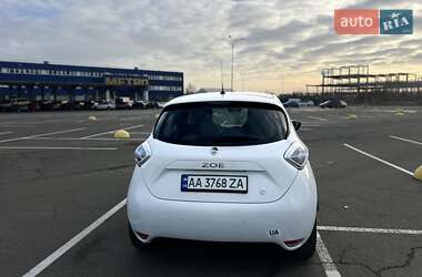 Хетчбек Renault Zoe 2016 в Києві