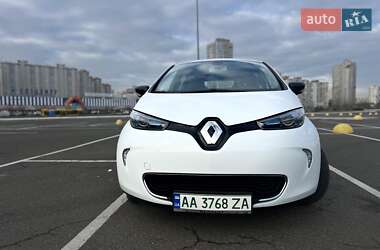 Хетчбек Renault Zoe 2016 в Києві