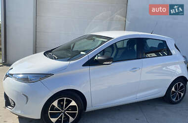 Хетчбек Renault Zoe 2016 в Сарнах