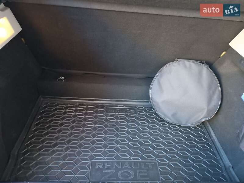 Хэтчбек Renault Zoe 2018 в Луцке фото 37 Хэтчбек Renault Zoe 2018 в Луцке