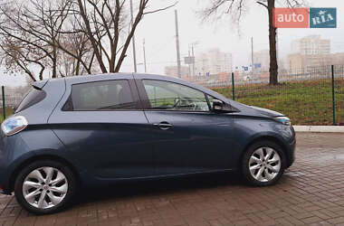Хетчбек Renault Zoe 2019 в 